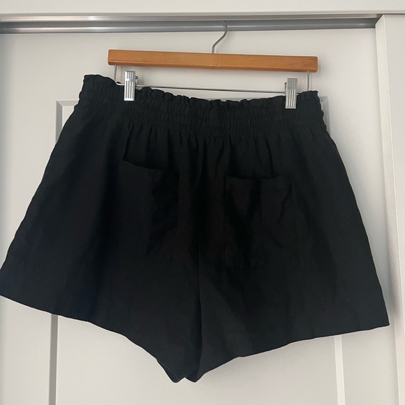 7 for all Mankind linen Shorts - Picture 4 of 8